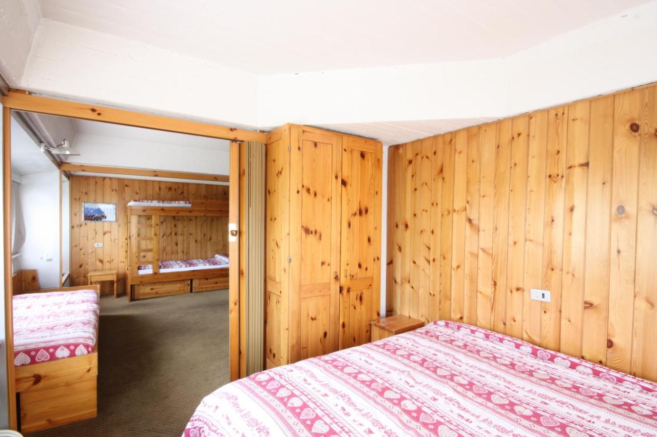 Marilleva 1400 Appartamenti Montana ภายนอก รูปภาพ