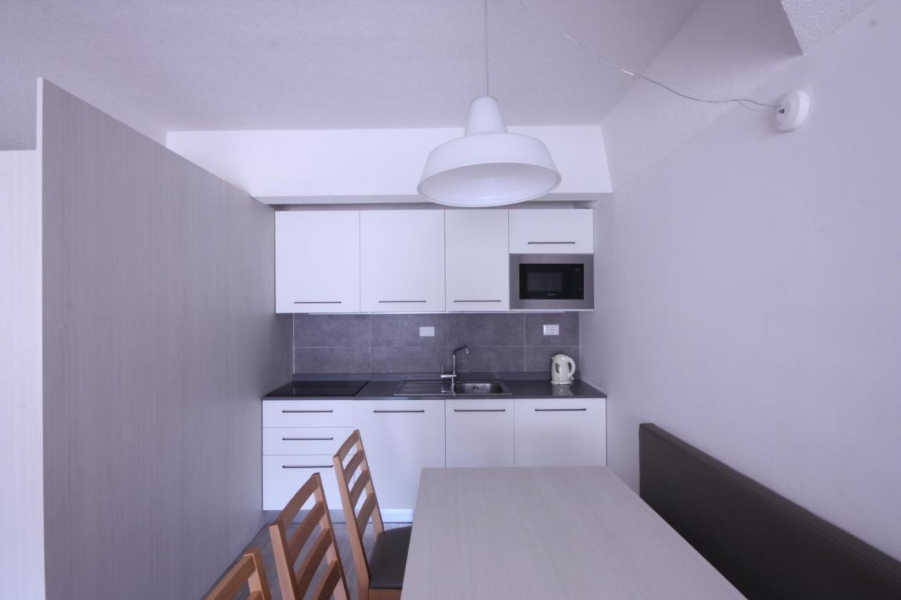Marilleva 1400 Appartamenti Montana ภายนอก รูปภาพ