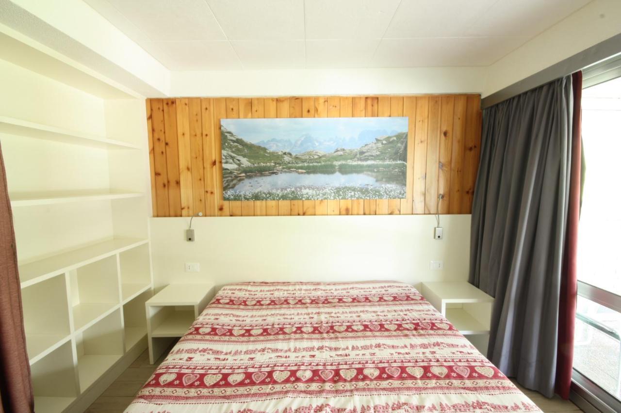 Marilleva 1400 Appartamenti Montana ภายนอก รูปภาพ
