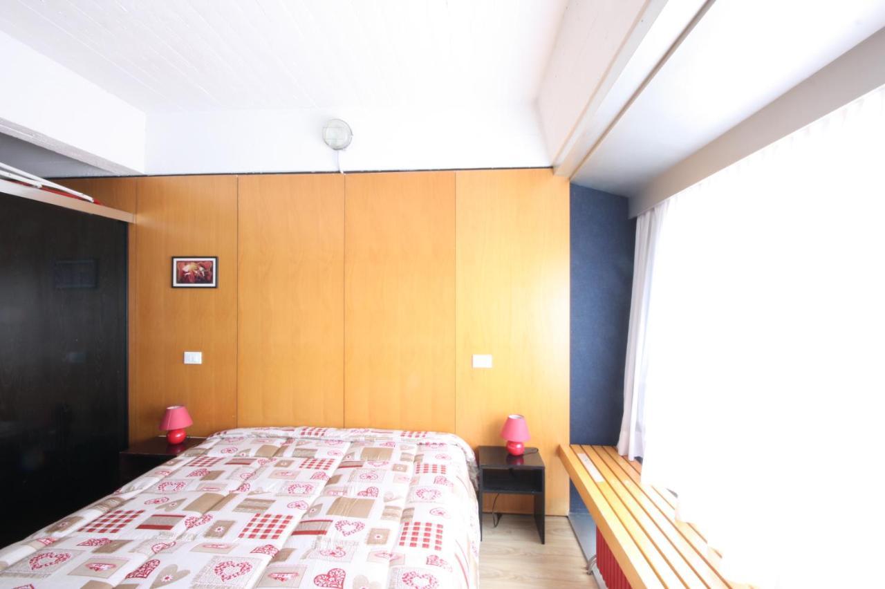 Marilleva 1400 Appartamenti Montana ภายนอก รูปภาพ