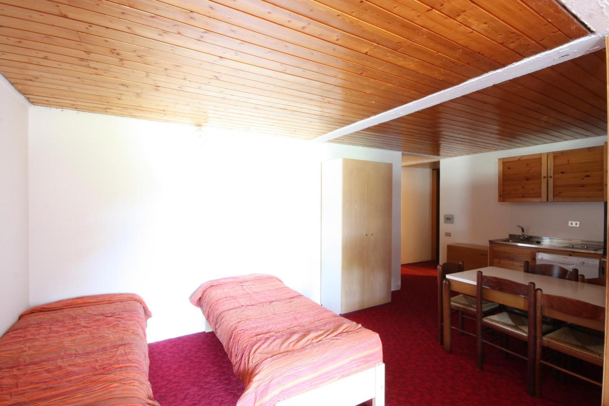 Marilleva 1400 Appartamenti Montana ห้อง รูปภาพ